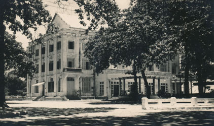 SOS Bar Cap Saint-Jacques 1950