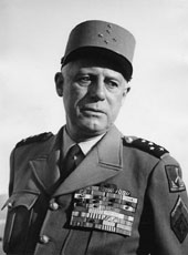 Le Général Salan à la fin des années 50
