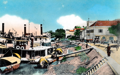 Entreprise de Transports fluviaux dans le port de Haiphong