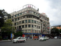 Cafe-Restaurant Givra Eden Saigon