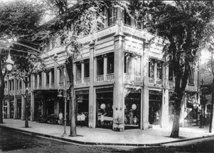 Le magasin Courtinat en 1920