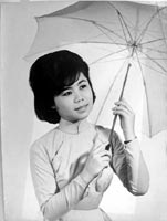 Actrice Kieu Chinh Saigon